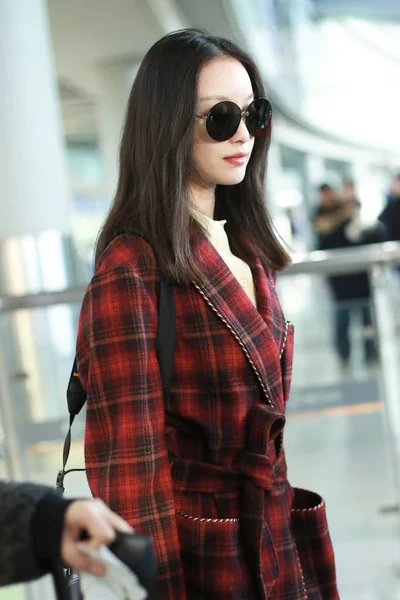 Chinese Actress Arrives Beijing Capital International Airport Departure Beijing China — Stock Photo, Image