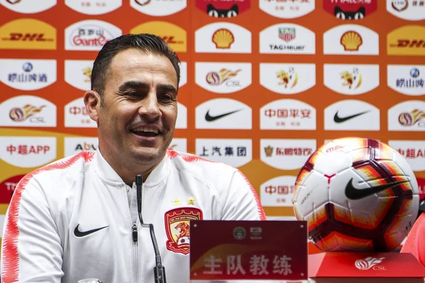 Kepala Pelatih Fabio Cannavaro Dari Guangzhou Evergrande Taobao Menghadiri Konferensi — Stok Foto