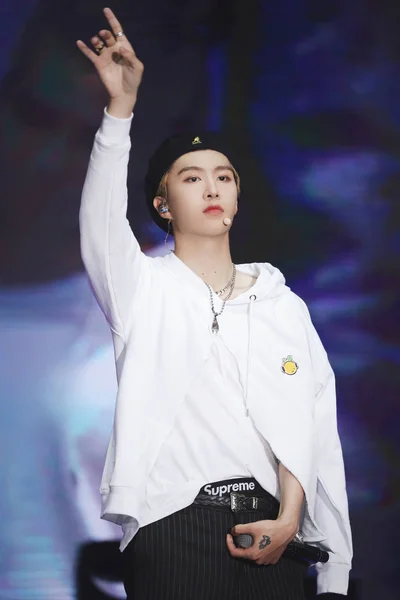 중국가 Chengcheng 소년의 2019 쿠알라룸푸르 말레이시아 콘서트 — 스톡 사진