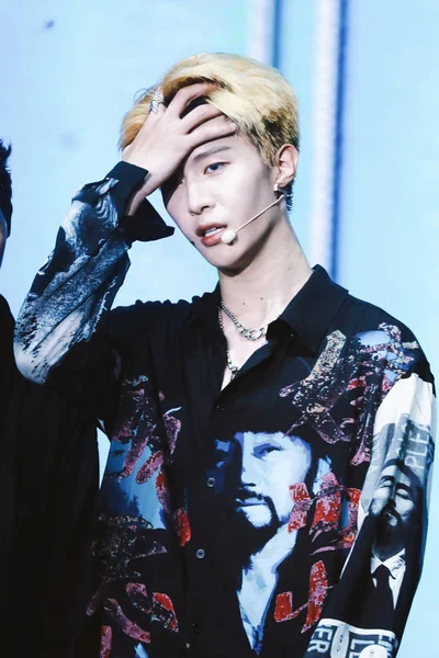 Cantante Cinese Fan Chengcheng Fratello Minore Dell Attrice Fan Bingbing — Foto Stock