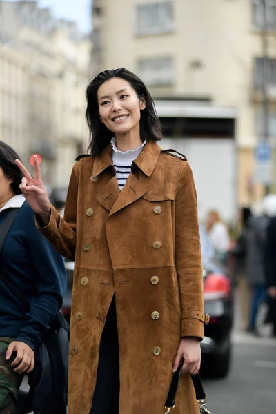 Chinees Model Liu Wen Arriveert Voor Modeshow Chole Tijdens Paris — Stockfoto