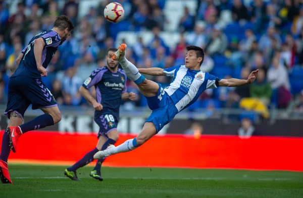 SPAIN BARCELONA RCD ESPANYOL REAL VALLADOLID WU LEI — ストック写真