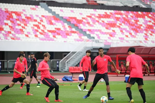 Spelers Van Japan Sanfrecce Hiroshima Deelnemen Aan Een Training Voordat — Stockfoto