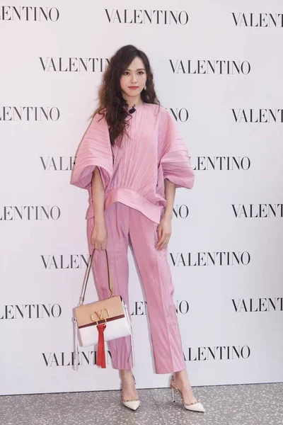 Kínai Shanghai Tiffany Tang Yan Valentino — Stock Fotó