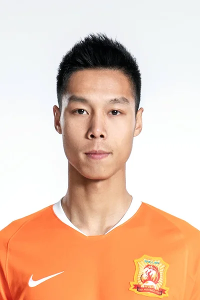 Портрет Китайський Футболіста Ухань Zall Юнайтед 2019 Китайської Асоціації Супер — стокове фото