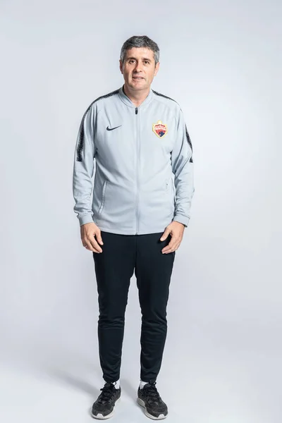 Exclusive Portrait Head Coach Juan Ramon Lopez Caro Shenzhen Суперлиги — стоковое фото