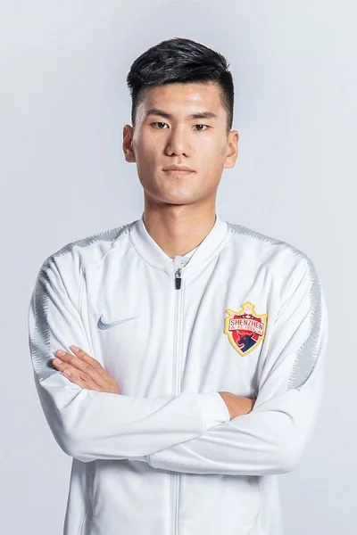 Ексклюзивні Портрет Китайський Футболіста Сонця Xiaobin Шеньчжень Юнайтед 2019 Китайської — стокове фото
