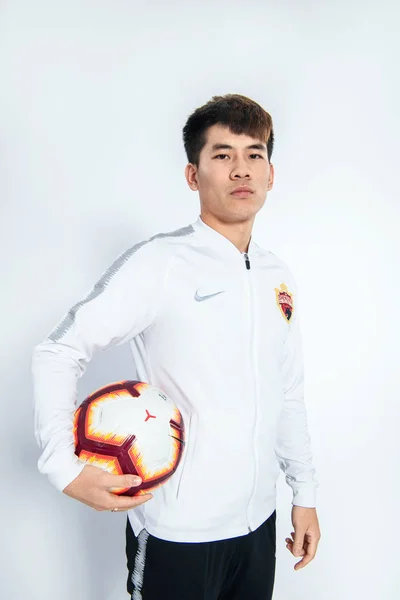 Exclusive Portrait Chinese Soccer Player Xie Baoxian Shenzhen Untuk Liga — Stok Foto