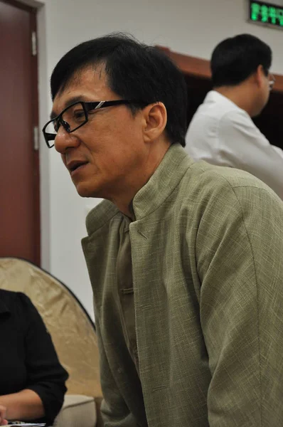 Hongkong Skådespelare Jackie Chan Reagerar Ett Evenemang För Hans Välgörenhet — Stockfoto