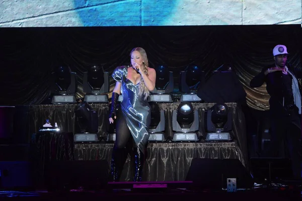Американская Певица Мэрайя Кэри Выступает Своем Концерте Тайбэе Тайвань Октября — стоковое фото