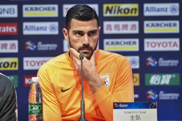 Włoski Piłkarz Graziano Pelle Chin Shandong Luneng Taishan Uczęszcza Konferencji — Zdjęcie stockowe