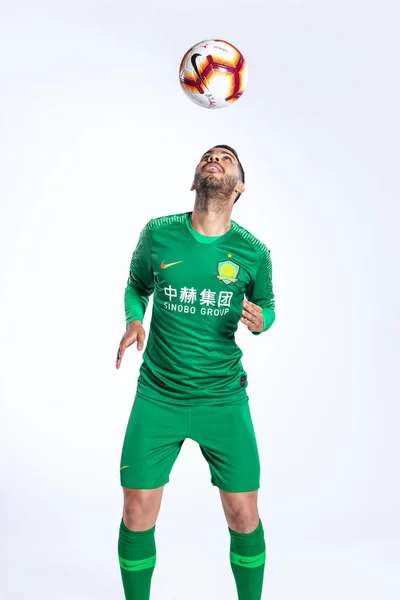 Exclusif Footballeur Espagnol Jonathan Viera Beijing Sinobo Guoan Pose Lors — Photo