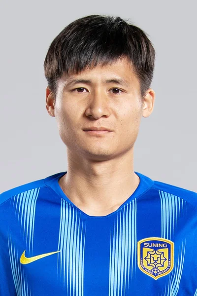 Porträtt Kinesisk Fotbollsspelare Zhou Yun Jiangsu Suning För 2019 Kinesiska — Stockfoto