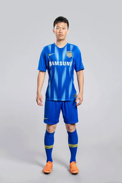 Πορτρέτο Της Κινεζικής Ποδοσφαιριστής Xie Pengfei Της Jiangsu Suning Για — Φωτογραφία Αρχείου