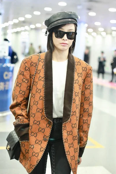 Chinese Actress Victoria Song Song Qian Arrives Beijing Capital International — Stock Photo, Image