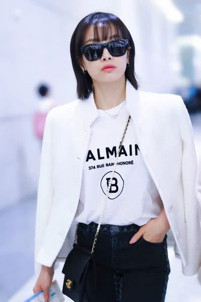 Chinese Singer Actress Victoria Song Song Qian Arrives Beijing Capital — Stock fotografie