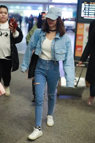 Cantante Taiwanés Jolin Tsai Llega Aeropuerto Internacional Beijing Capital Antes —  Fotos de Stock