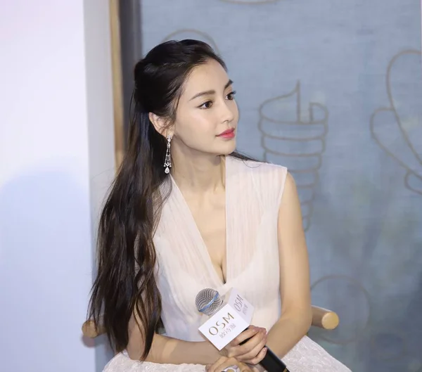 Китай Шанхай Angelababy Osm — стокове фото