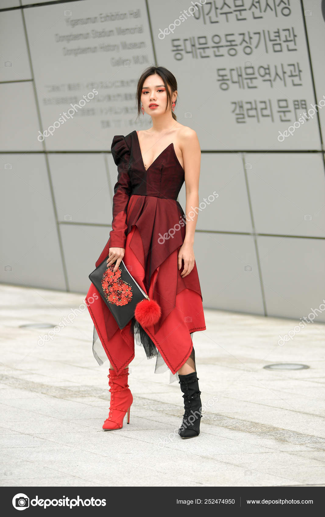 SOUTH KOREA 2019 FALL/WINTER SEOUL FASHION WEEK — Stock Editorial