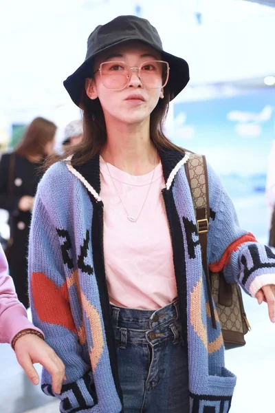 Chińska Aktorka Jinyan Przybywa Międzynarodowe Lotnisko Pekinie Pekinie Marca 2019 — Zdjęcie stockowe