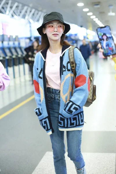 Китайська Актриса Jinyan Прибуває Міжнародному Аеропорту Пекіна Пекіні Березня 2019 — стокове фото