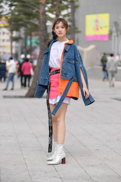 Tydzień mody w Seul Korea Południowa 2019 jesień/zima — Zdjęcie stockowe