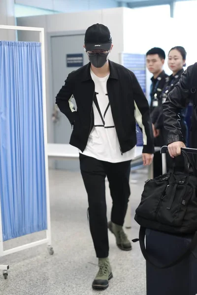 Chiński Aktor Liu Haoran Przybywa Beijing Capital International Airport Pekinie — Zdjęcie stockowe