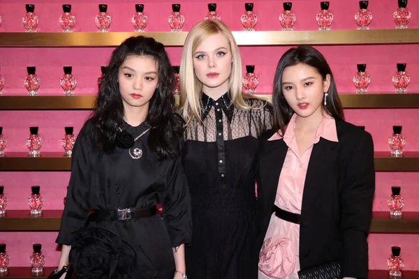 CHINE SHANGHAI MIU MIU ELLE FANNING SONG ZUER CHUN XIA — Photo