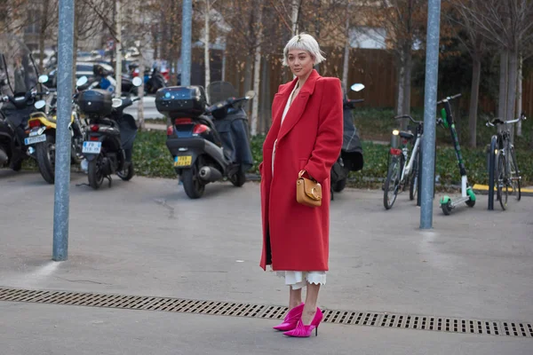 Popüler Bir Kadın Paris Moda Haftası Womenswear Güz Kış 2019 — Stok fotoğraf