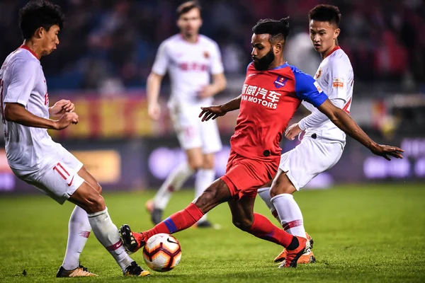 Jogador Futebol Brasileiro Luiz Fernandinho Chongqing Swm Direita Comete Uma — Fotografia de Stock