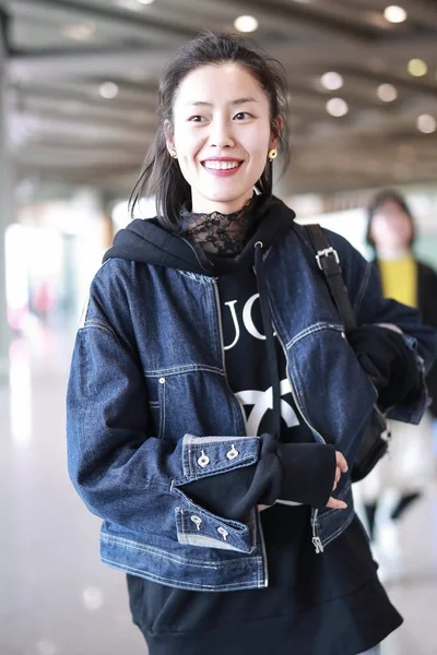 2019 日中国北京市に北京首都国際空港に到着した中国語モデル ウェン — ストック写真