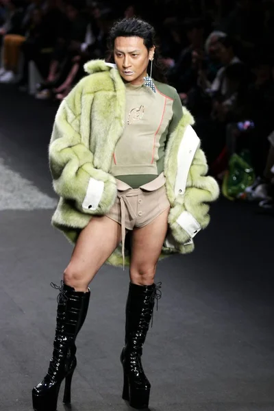 Kína-Shanghai Fashion Week őszi-téli 2019 — Stock Fotó