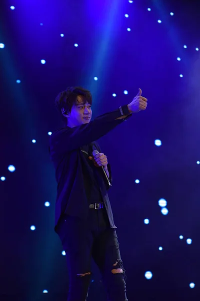 Cantante Surcoreano Hwang Chi Yeul Actúa Concierto Mini Hong Kong — Foto de Stock