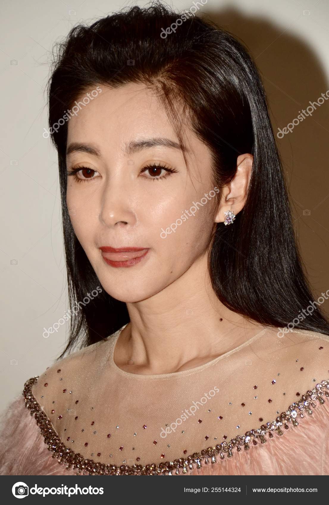 Chinese Actress Bingbing Attends Ribbon Cutting Ceremony Jenny Packham 