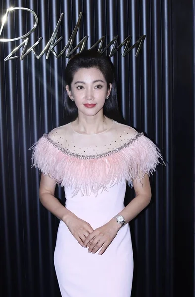 Китайская Актриса Бинбин Приняла Участие Церемонии Перерезания Ленты Дженни Пэкхэм — стоковое фото