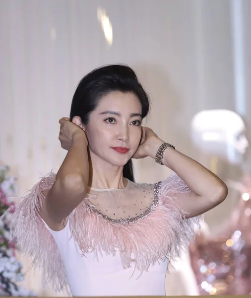 Chinese Actrice Bingbing Woont Ribbon Cutting Ceremonie Voor Jenny Pepe — Stockfoto