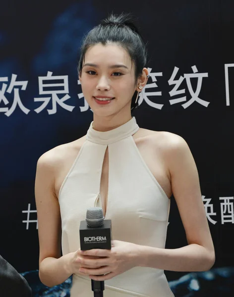 中国のモデル Mengyao として知られている 南京市で Biotherm のプロモーションイベントに出席します 東中国の江蘇省 月2019 — ストック写真