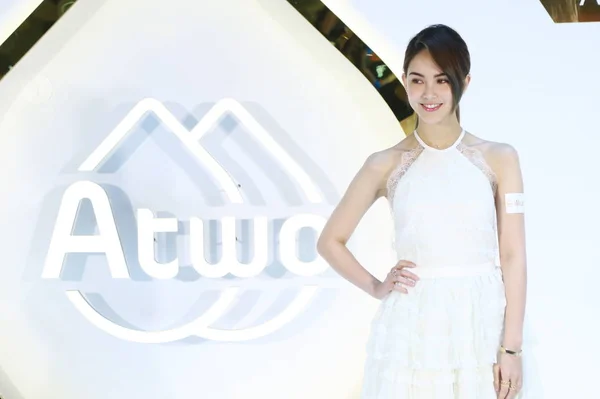 Attrice Taiwanese Hannah Quinlivan Moglie Del Cantante Attore Taiwanese Jay — Foto Stock