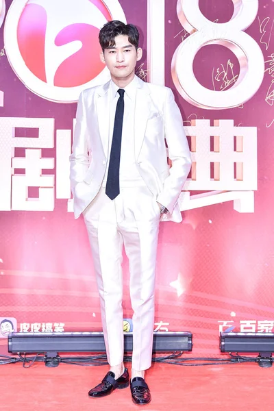 中国の俳優 ハンが中国 北京で授賞式に到着 2018 月12日 — ストック写真