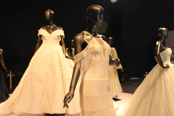 Nuove Creazioni Sono Esposte Allo Stand Top Bridal Durante Shanghai — Foto Stock