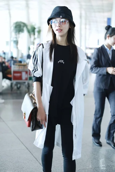 Chinese Actrice Jinyan Arriveert Internationale Luchthaven Beijing Capital Peking China — Stockfoto