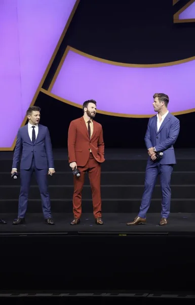 Sinistra Jeremy Renner Chris Evans Chris Hemsworth Partecipano Evento Anteprima — Foto Stock