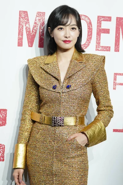 Actriz China Victoria Song Song Qian Llega Para Exposición Chanel — Foto de Stock