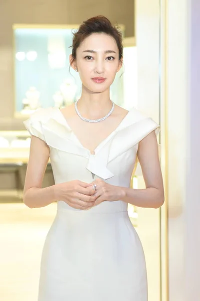 Chinese Actrice Claudia Wang Wang Likun Woont Openingsceremonie Van Een — Stockfoto