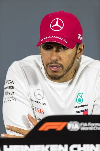 Pilota Britannico Formula Lewis Hamilton Della Mercedes Partecipa Una Conferenza — Foto Stock