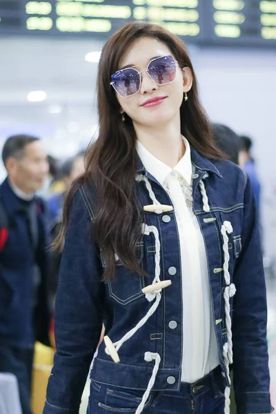 Тайванська Актриса Лін Лінг Прибуває Міжнародний Аеропорт Пекін Капітал Пекіні — стокове фото