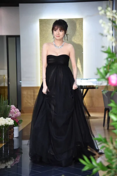 Aktris Dan Penyanyi Taiwan Ady Xuan Menghadiri Acara Merek Piaget — Stok Foto