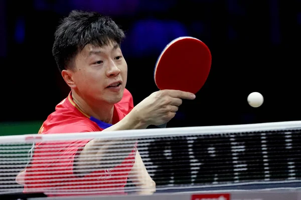 卓球ユニフォーム写真素材 ロイヤリティフリー卓球ユニフォーム画像 Depositphotos