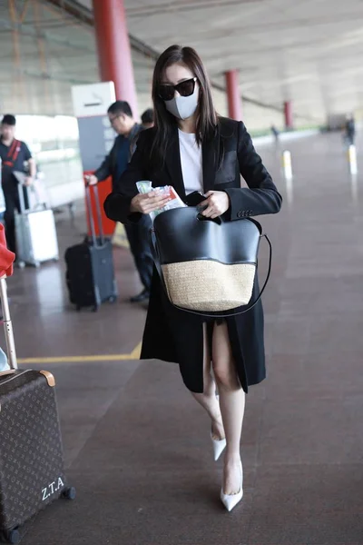 Kina Peking flygplats Crystal Zhang Tianai — Stockfoto