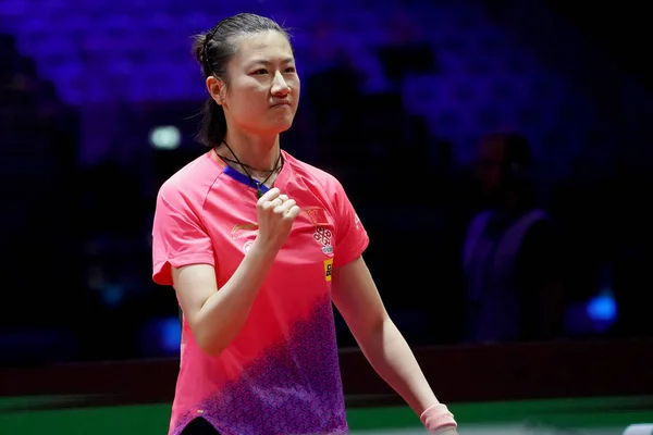 Ding Ning China Celebrates Scoring Liu Shiwen China Semifinal Match — Stock Photo, Image